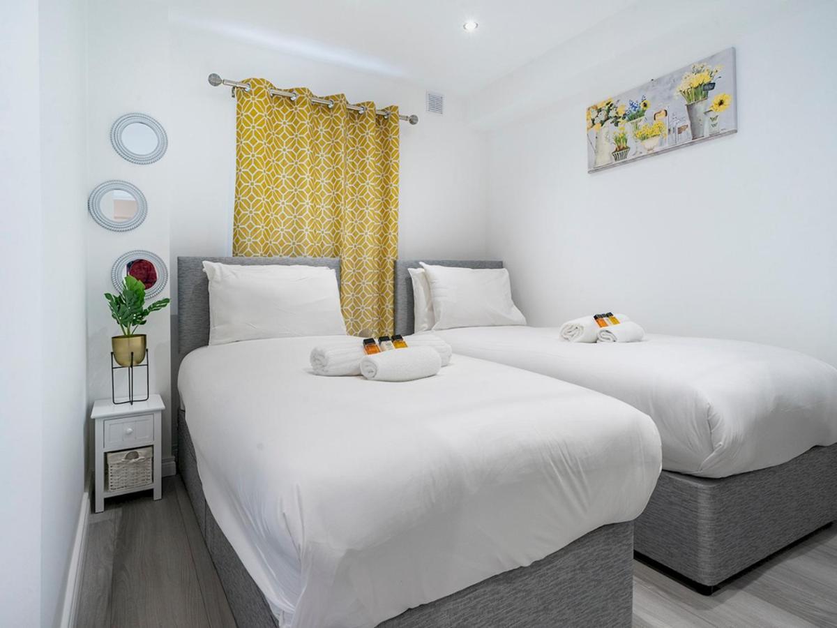Pass The Keys - Bright & Airy 2Br 2Bath Apt In Perfect Location Belfast Exterior photo