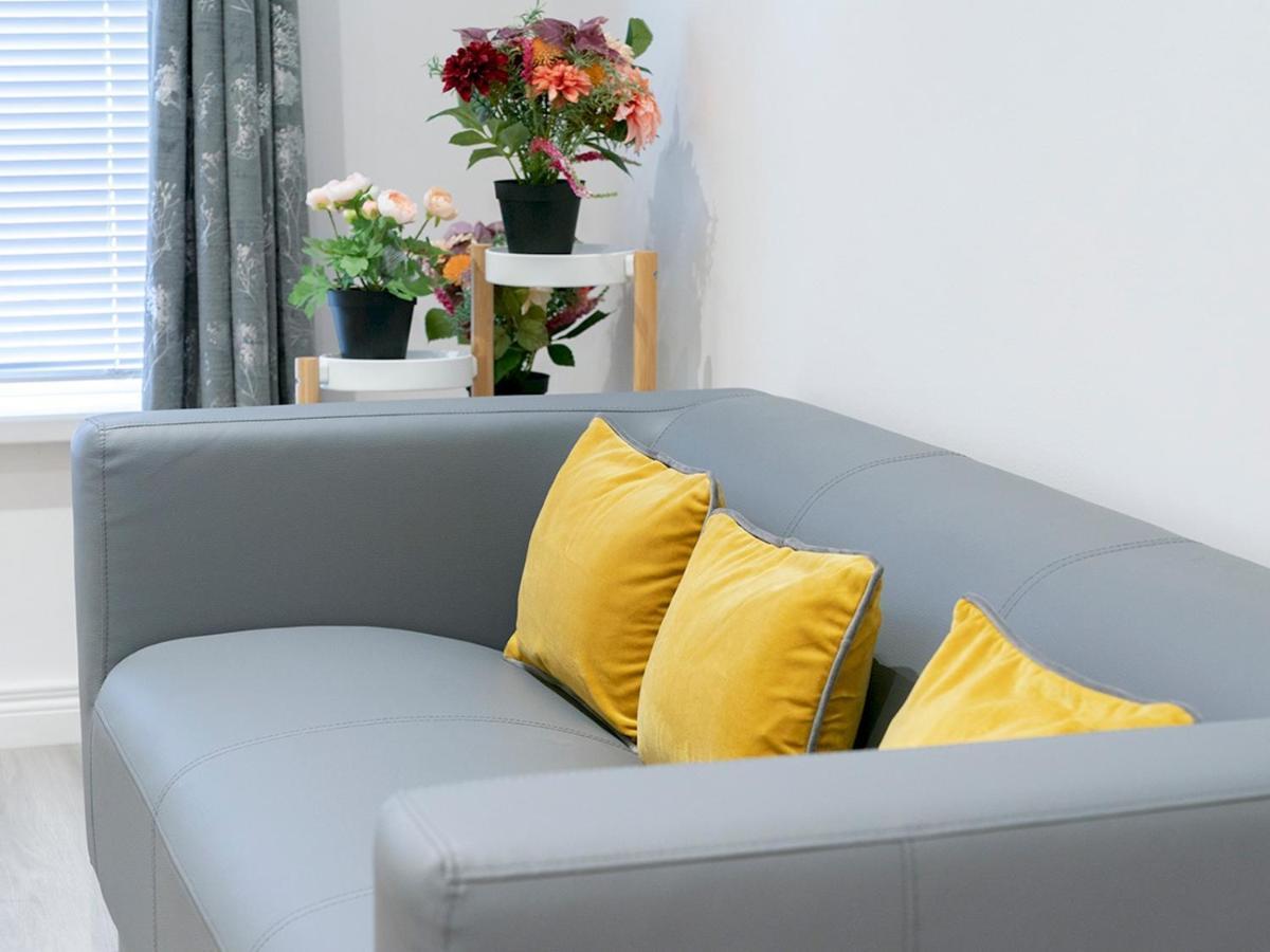 Pass The Keys - Bright & Airy 2Br 2Bath Apt In Perfect Location Belfast Exterior photo